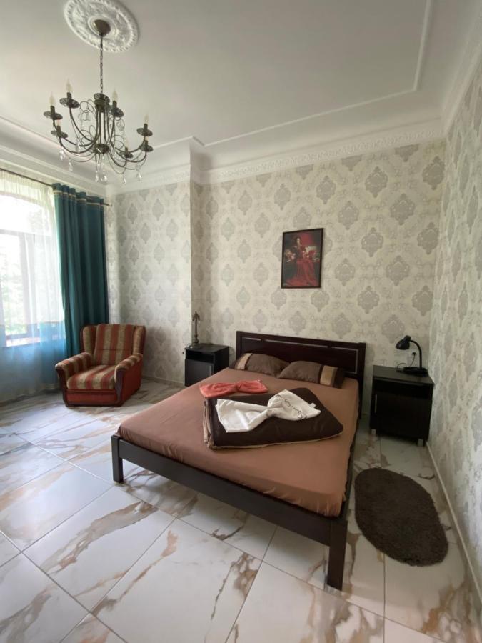 Апартаменти В Парку Umanʼ エクステリア 写真