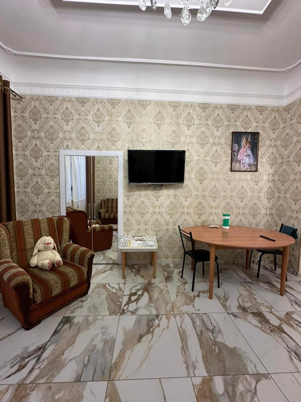 Апартаменти В Парку Umanʼ エクステリア 写真